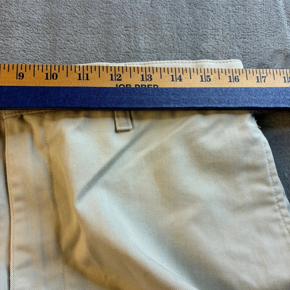 Wrangler Khakis Authentic Mens 33x30 Tan Beige 100% Cotton Straight Leg Pants